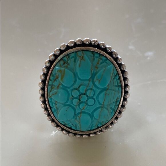 Carved Turquoise ring - Picture 1 of 8